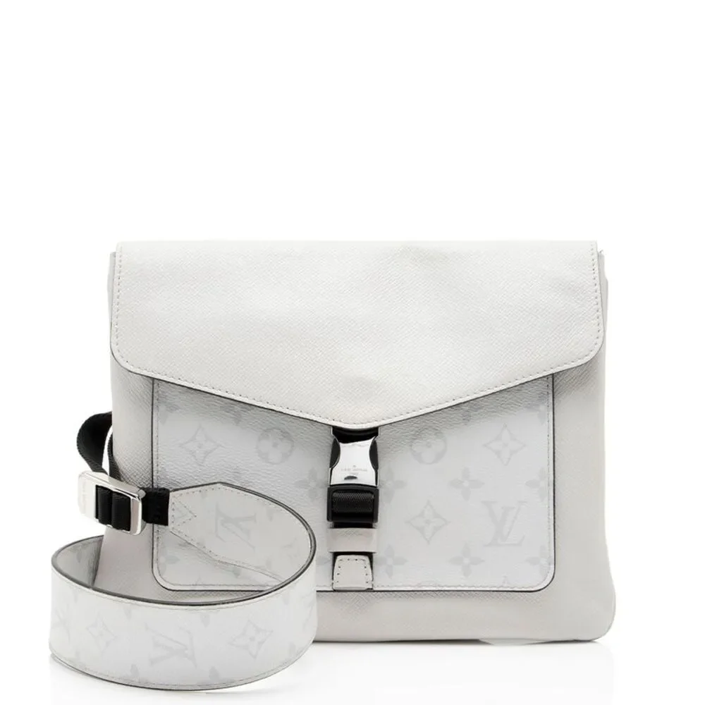 Louis Vuitton Monogram Chalk Taiga Leather Outdoor Flap Messenger